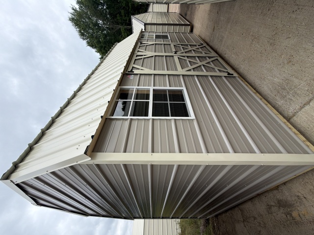 Side Lofted Barn - 10x16
