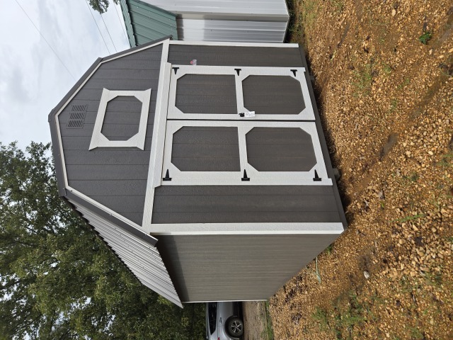 Lofted Barn - 10x16