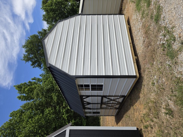 Side Lofted Barn - 10x16