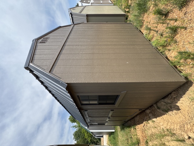 Side Lofted Barn - 10x16