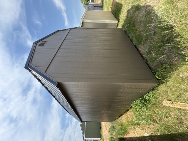 Side Lofted Barn - 10x16