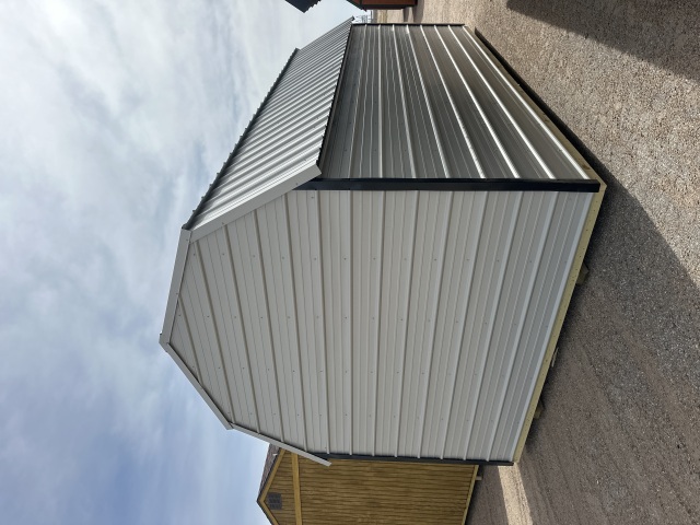 Lofted Barn - 10x20
