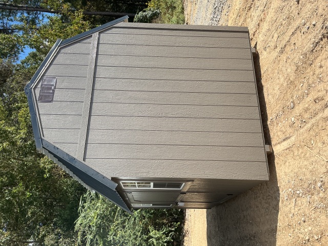 Side Lofted Barn - 8x12