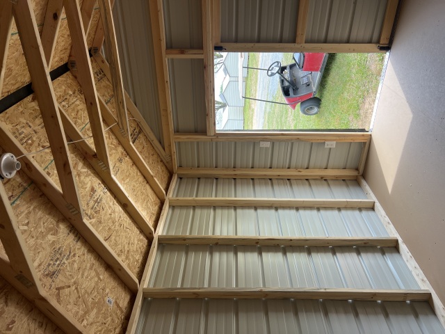 Utility Xtra Height - 10x16