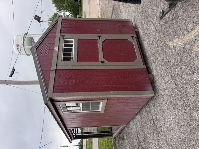 Dog Kennel - 8x16