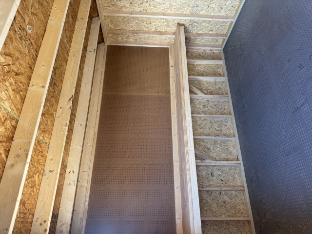 Side Lofted Barn - 12x24