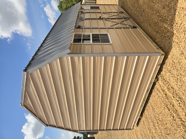 Side Lofted Barn - 10x16