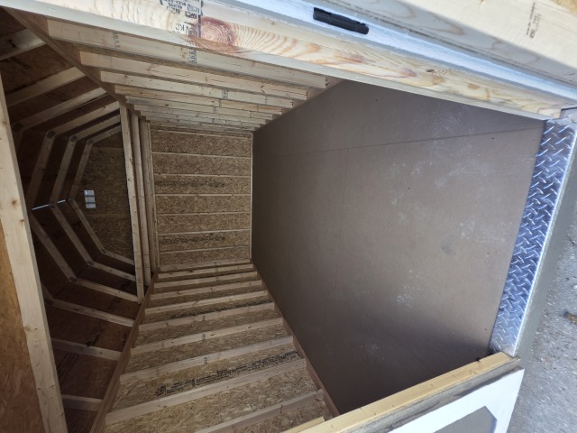 Lofted Barn - 10x16