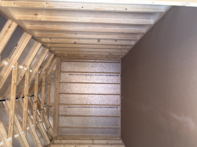 Utility Xtra Height - 10x16