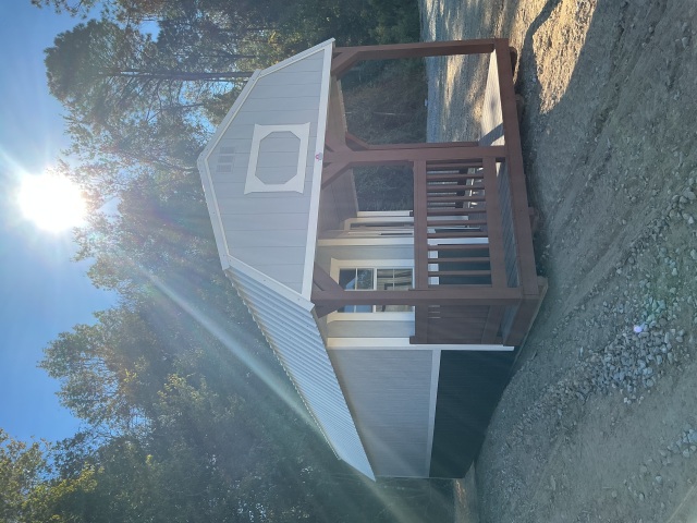 Deluxe Lofted Barn Cabin - 12x32