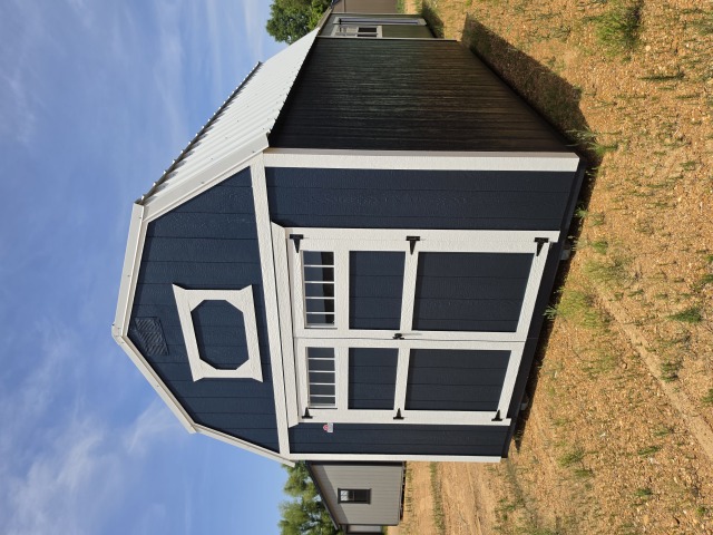 Lofted Barn - 10x16