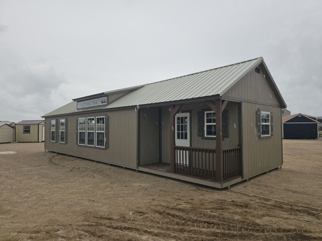 Side Cabin - 16x50