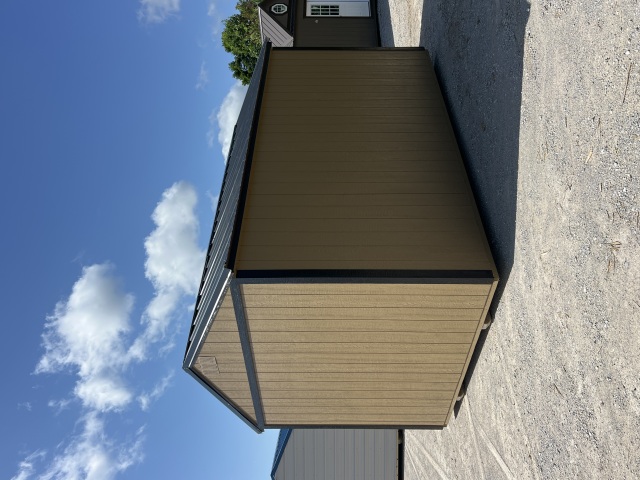 Side Utility - 10x16