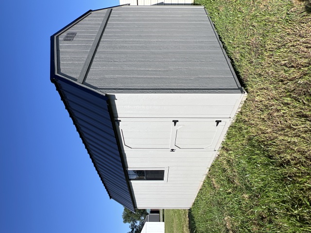 Lofted Barn - 12x18