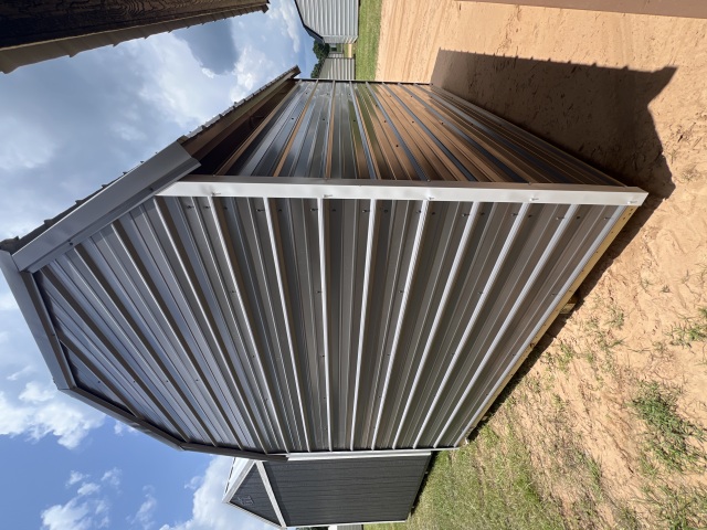 Side Lofted Barn - 10x12