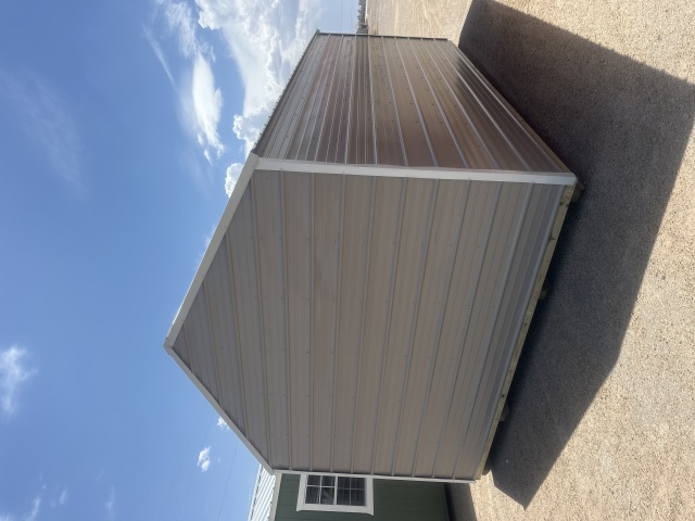 Side Utility - 12x20