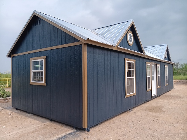 Side Utility - 16x44