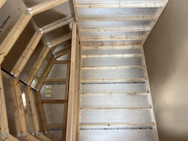 Side Lofted Barn - 10x20