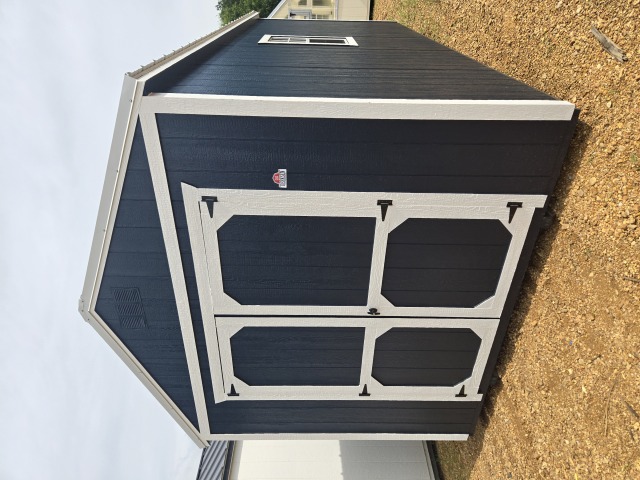 Utility Xtra Height - 10x20