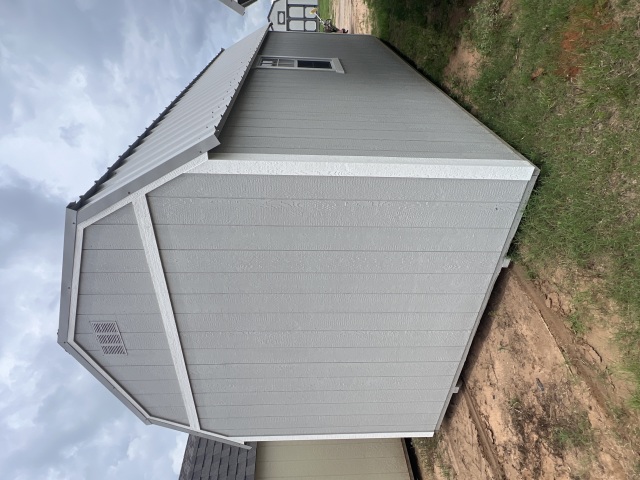 Lofted Barn - 10x20