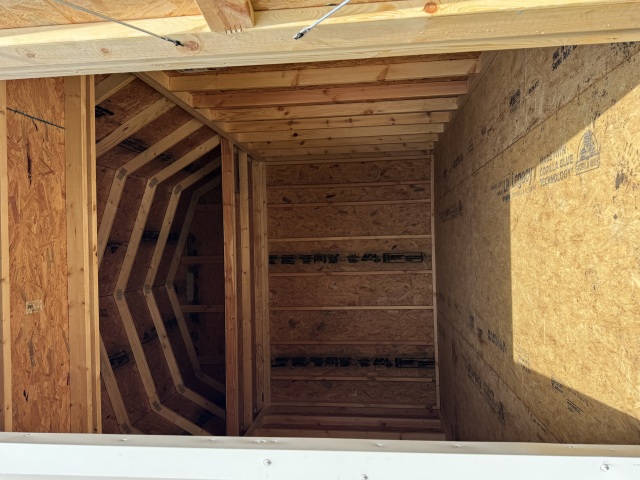 Lofted Barn - 10x16