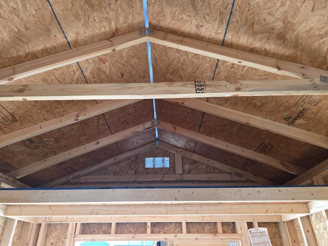 Side Lofted Utility - 10x20