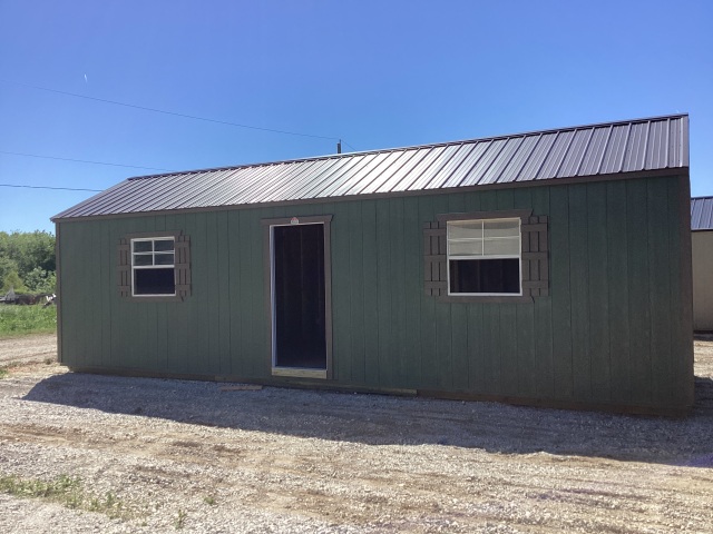 Side Utility - 12x32