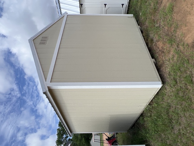 Utility Xtra Height - 10x12