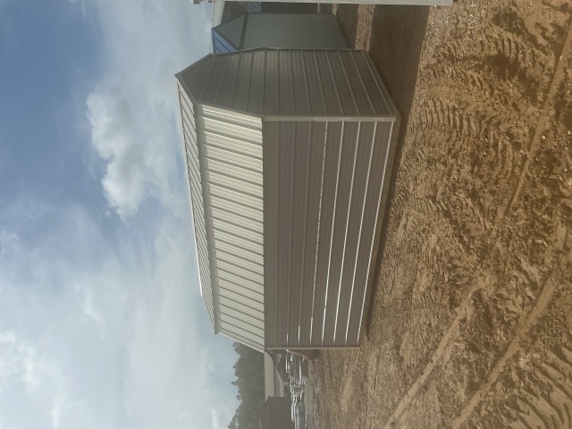Side Lofted Barn - 10x16