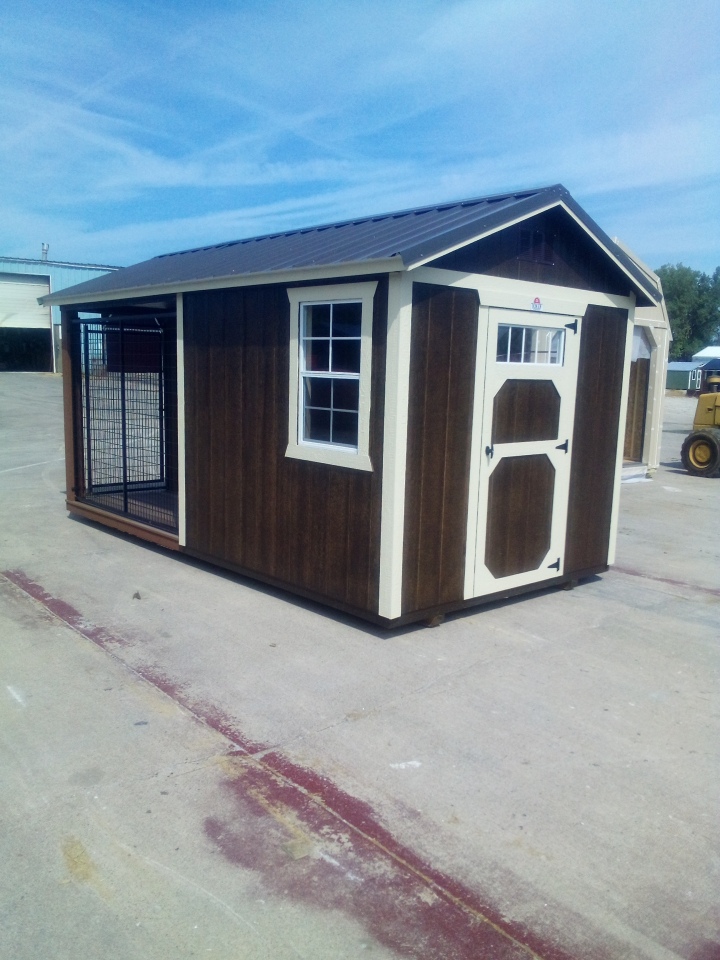 Dog Kennel - 8x16