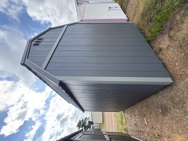 Side Lofted Barn - 8x12
