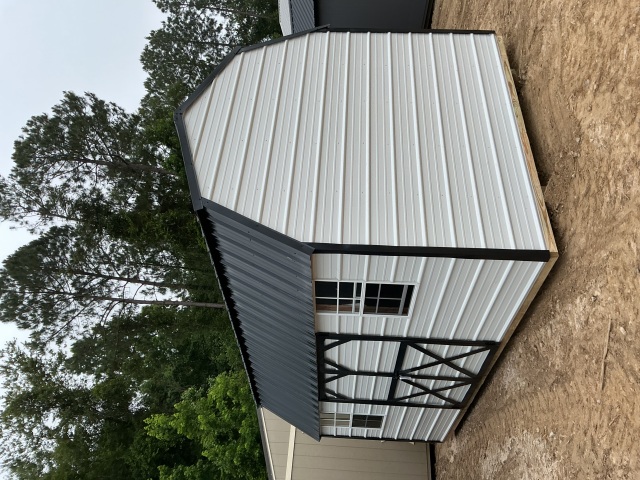 Side Lofted Barn - 10x16