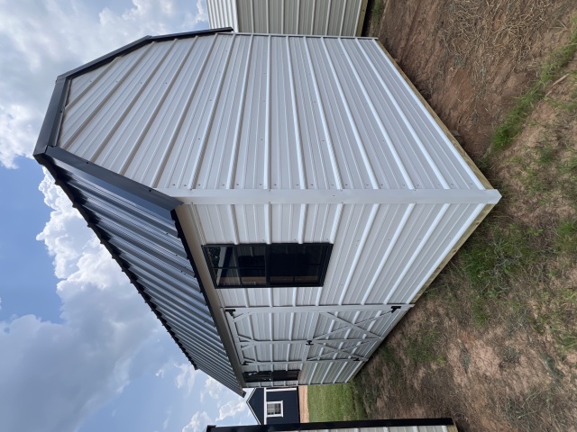 Side Lofted Barn - 10x16