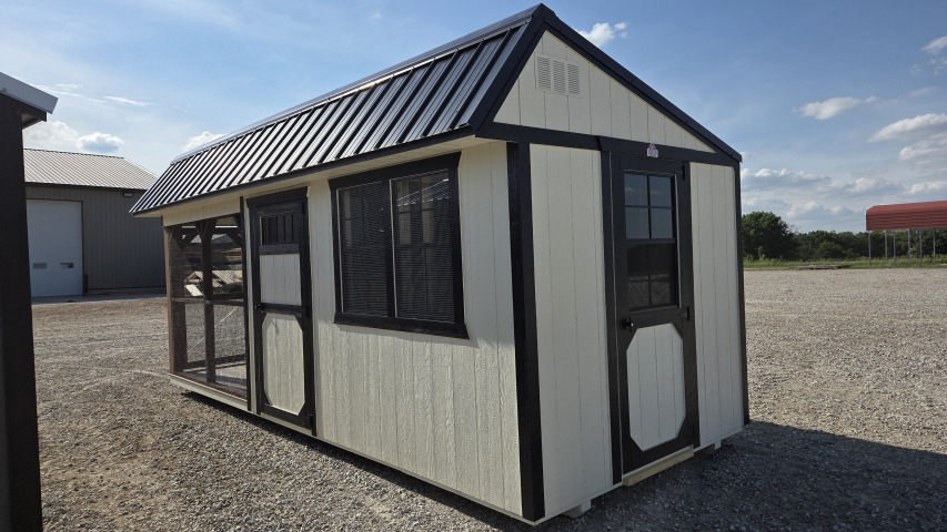 Chicken Coop - 8x20