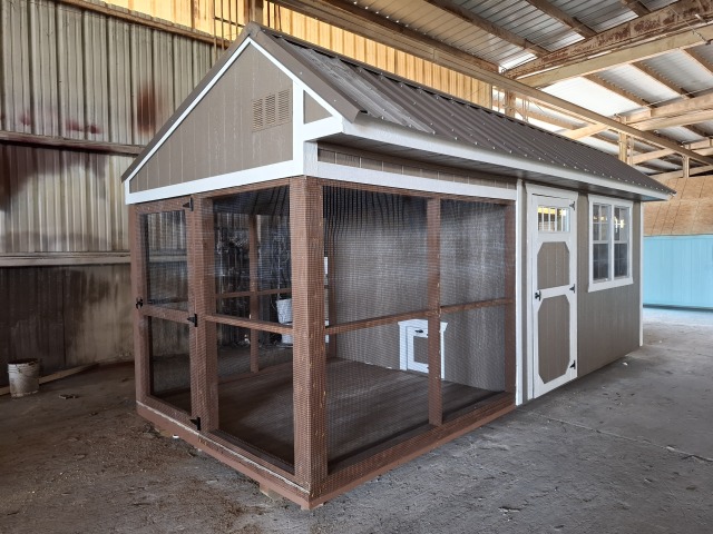 Chicken Coop - 8x20