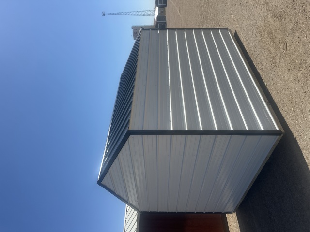 Utility Xtra Height - 10x12