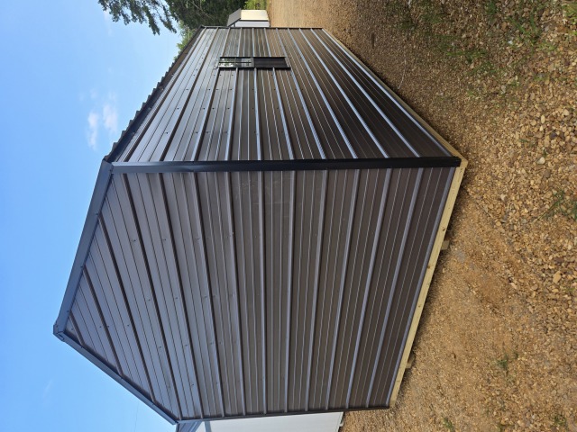 Utility Xtra Height - 10x20