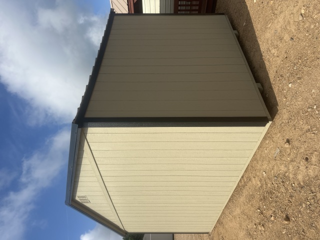Side Gable Utility - 10x16