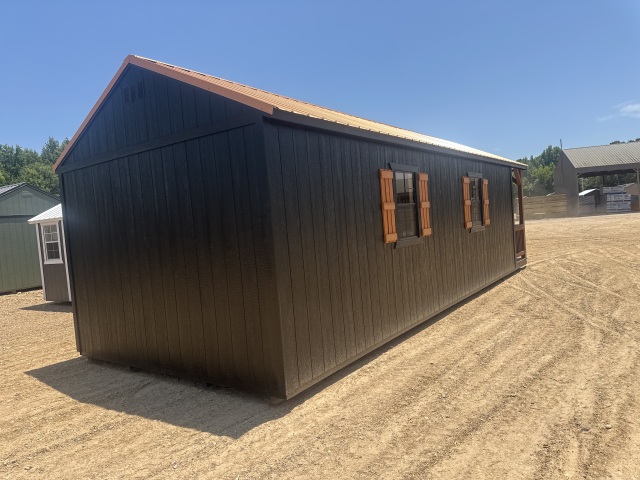 Deluxe Cabin - 12x32