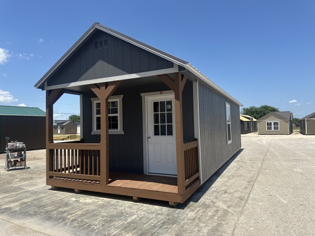 Cabin - 12x34