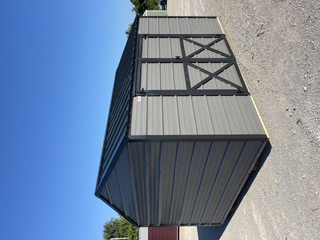 Side Utility - 10x12