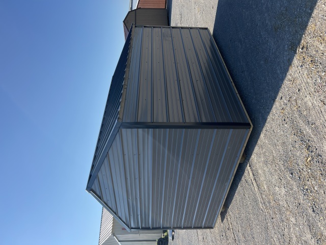 Side Utility - 10x12