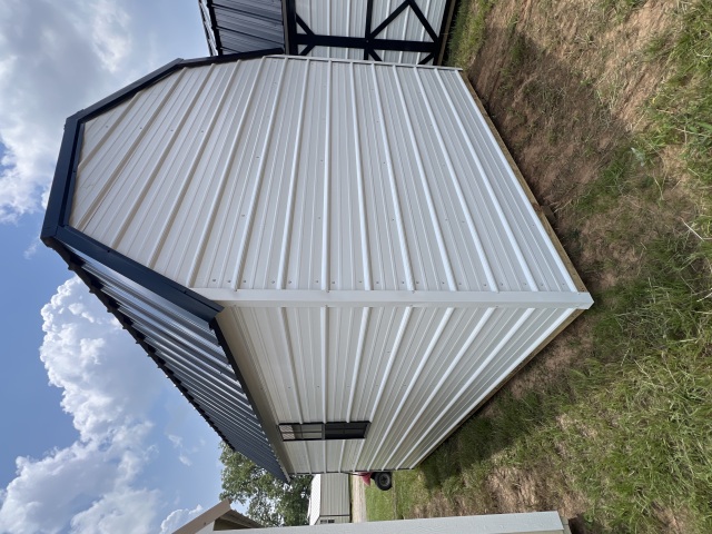 Lofted Barn - 10x16