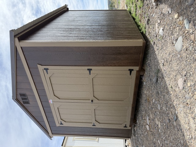 Utility Xtra Height - 10x12