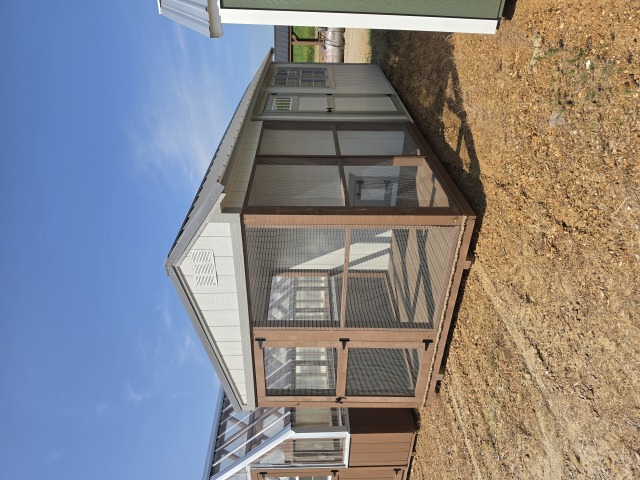 Chicken Coop - 8x20