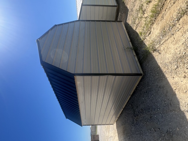 Side Lofted Barn - 10x16