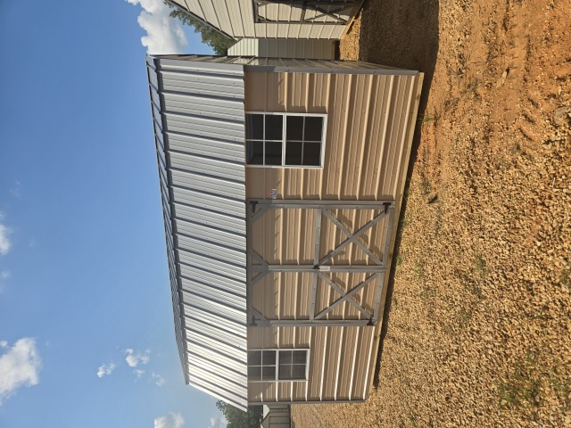 Side Lofted Barn - 10x16