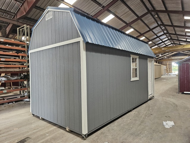 Lofted Barn - 10x20