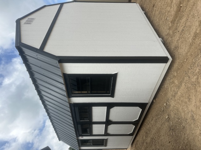 Side Lofted Barn - 10x16