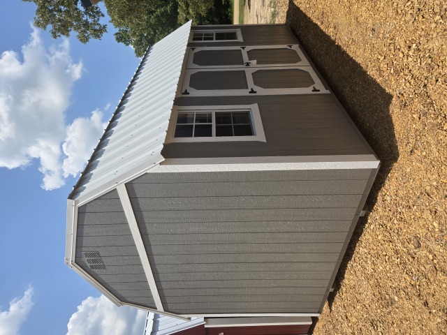 Side Lofted Barn - 10x16